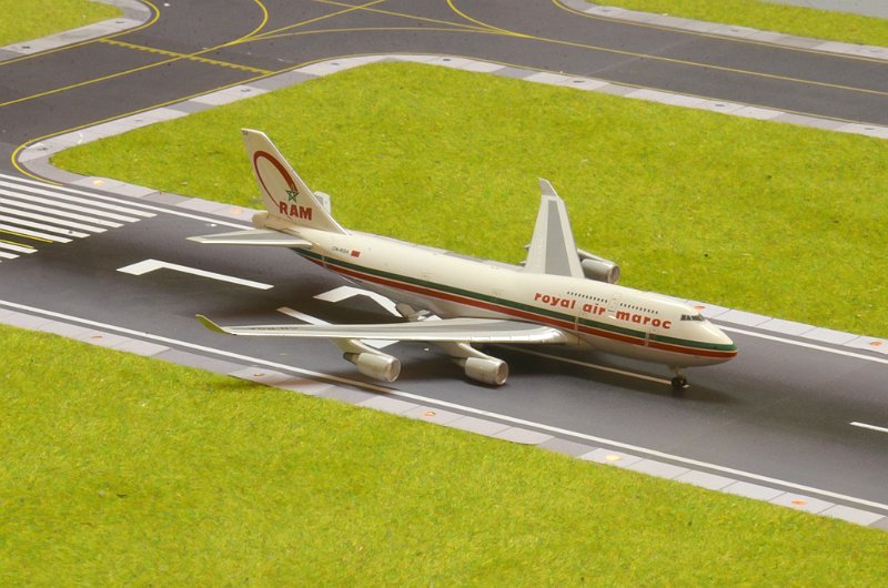210.JPG - Boeing 747-428   ( CN-RGA )   Pièce collection N° 210